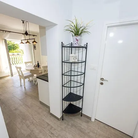 Apartment Zrilic