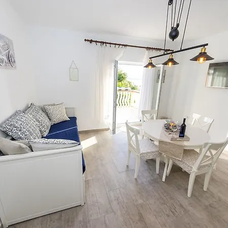 Apartment Zrilic Turanj