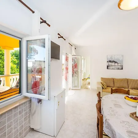 Zrilic Apartment Turanj