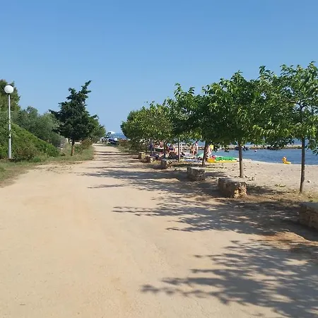 Zrilic Apartman Turanj