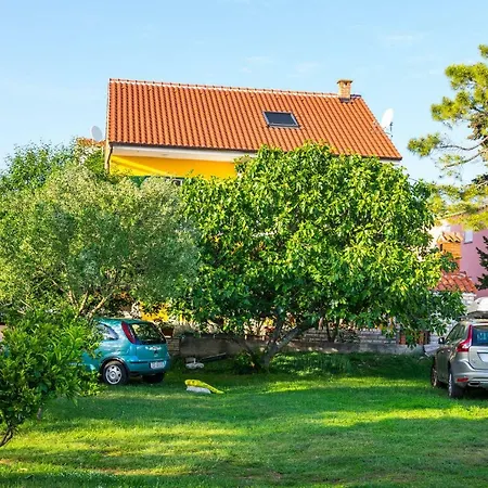 Apartment Zrilic Turanj
